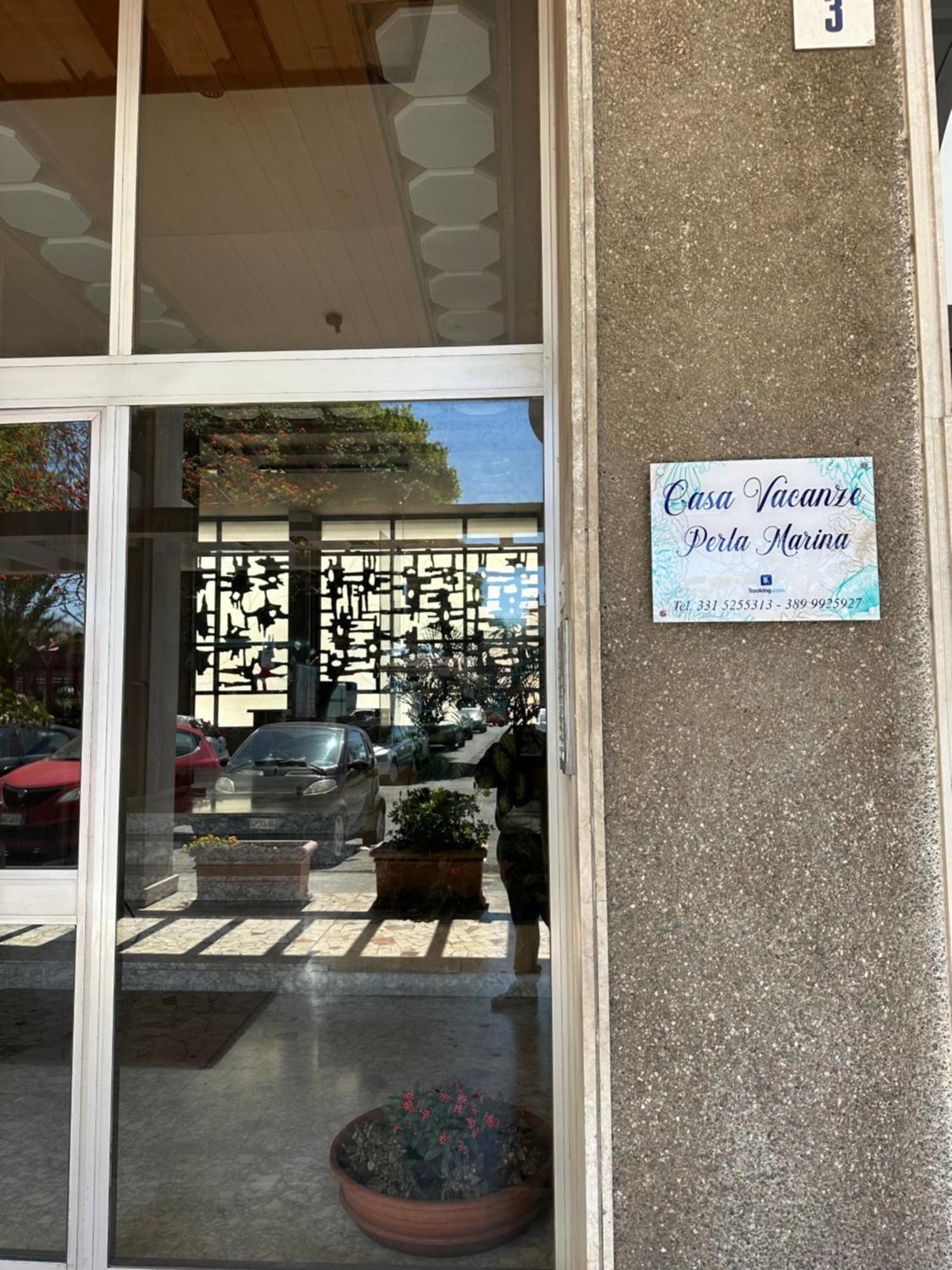 Perla Marina Sea View Apartment Κατάνια Εξωτερικό φωτογραφία