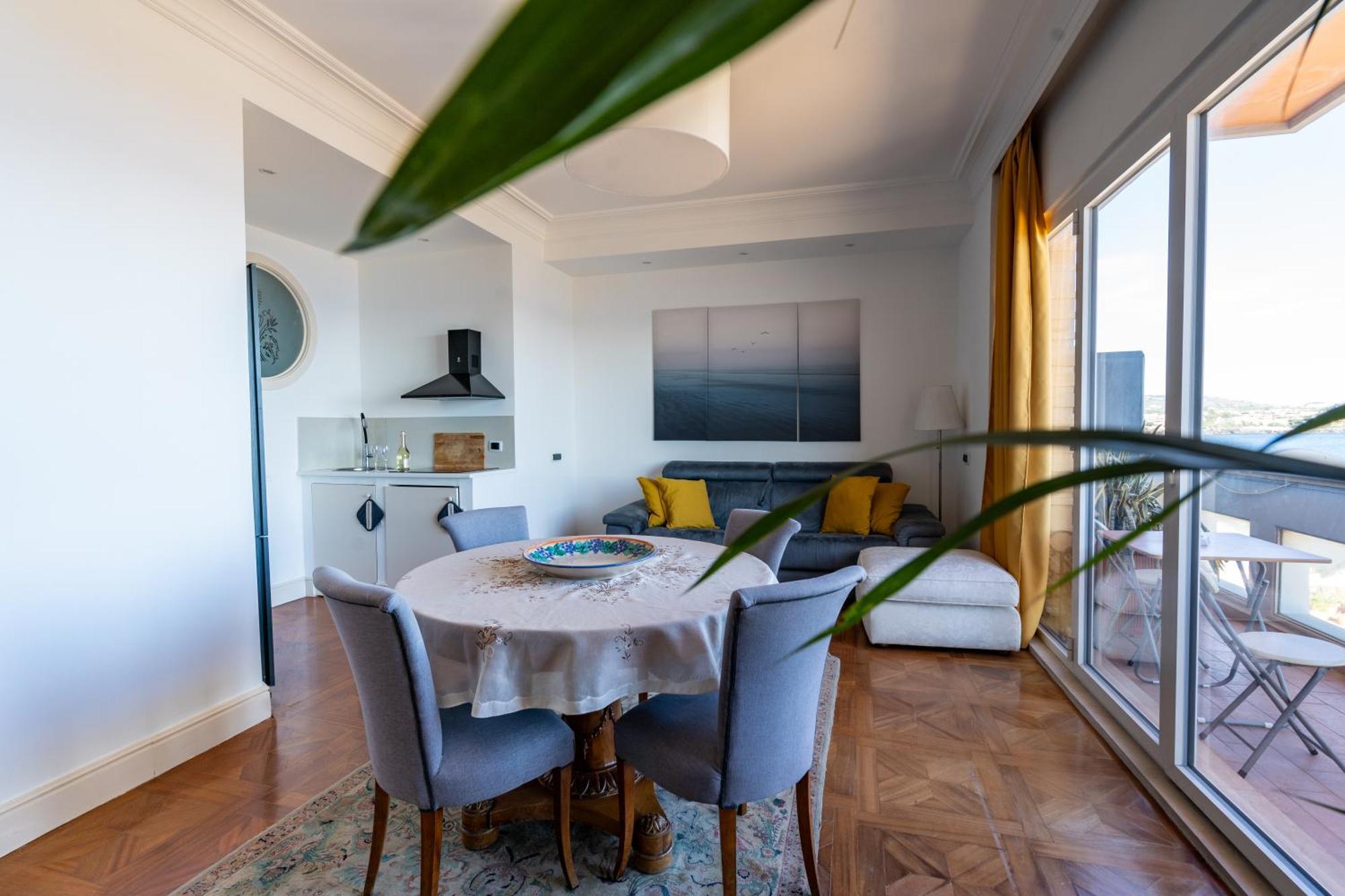 Perla Marina Sea View Apartment Κατάνια Εξωτερικό φωτογραφία