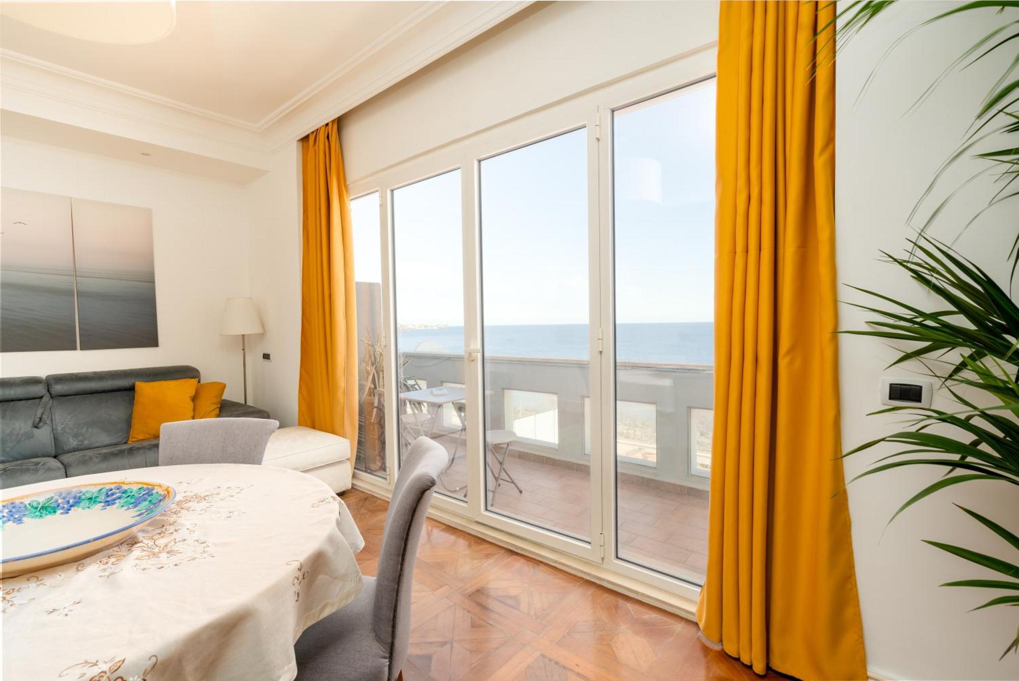 Perla Marina Sea View Apartment Κατάνια Εξωτερικό φωτογραφία
